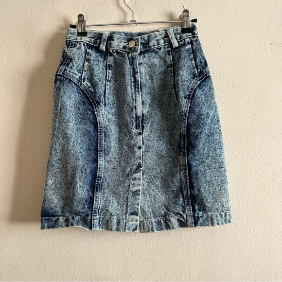80's Acid Wash Skirt - Picture 2 of 7